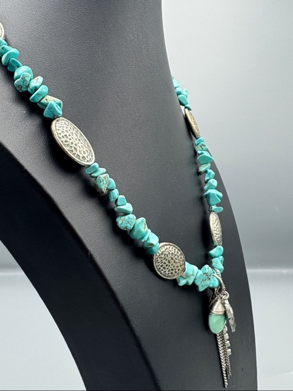 Turquoise Chip Bead Necklace with Silver Tone Accents - Picture 3 of 6